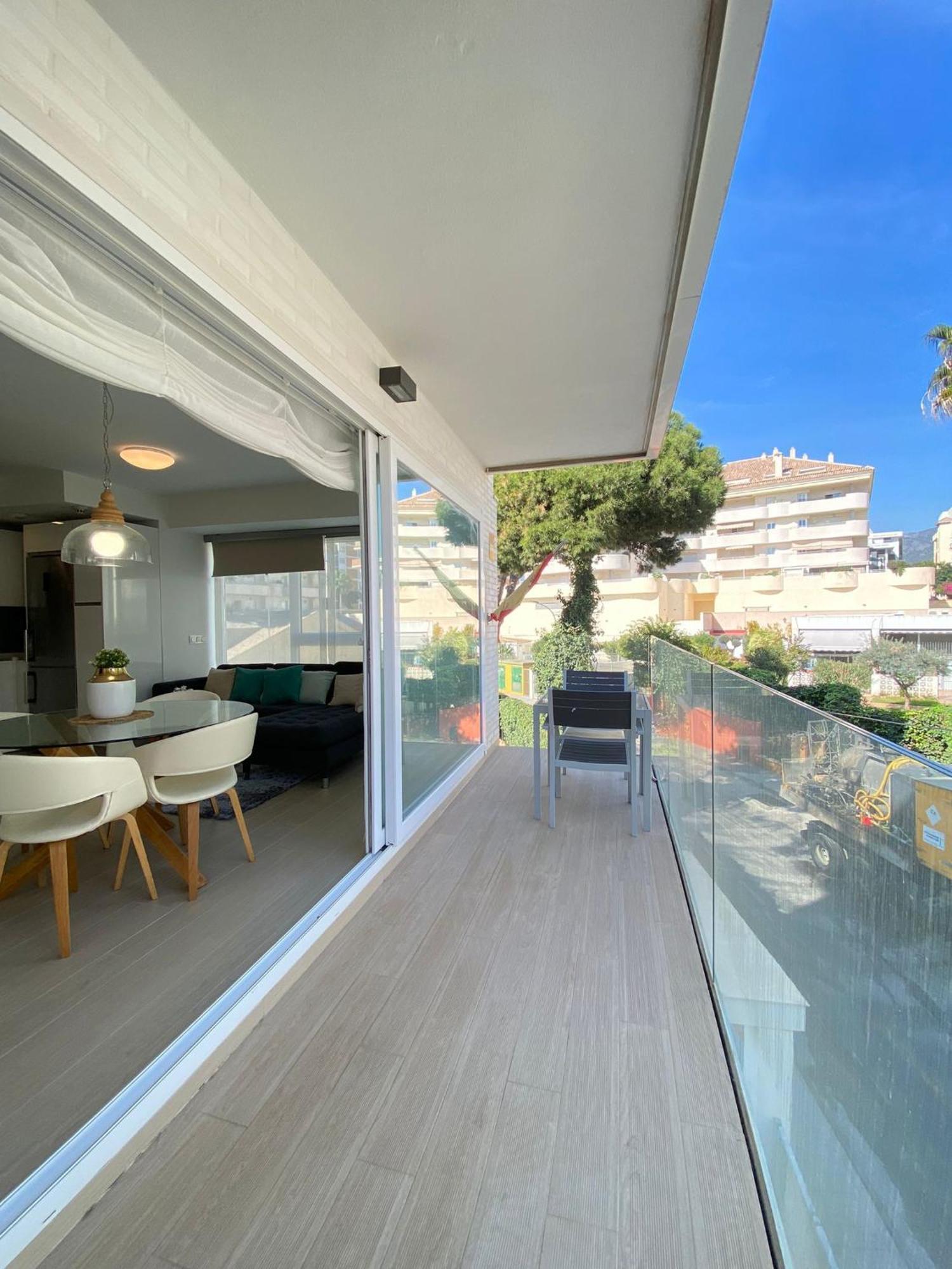 Brisa Puerto Marina Apartments Бенальмадена Экстерьер фото