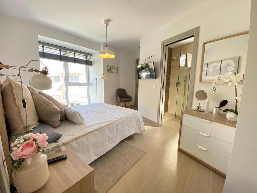 Brisa Puerto Marina Apartments Бенальмадена Экстерьер фото