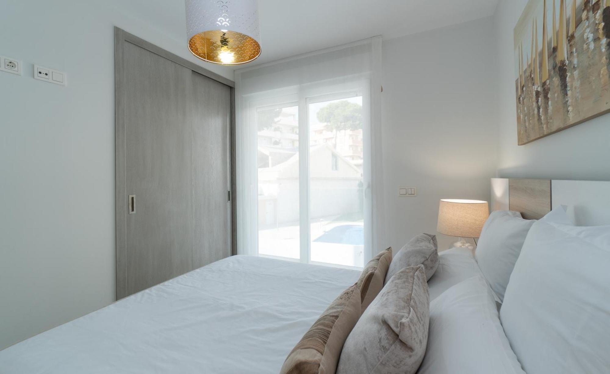 Brisa Puerto Marina Apartments Бенальмадена Экстерьер фото